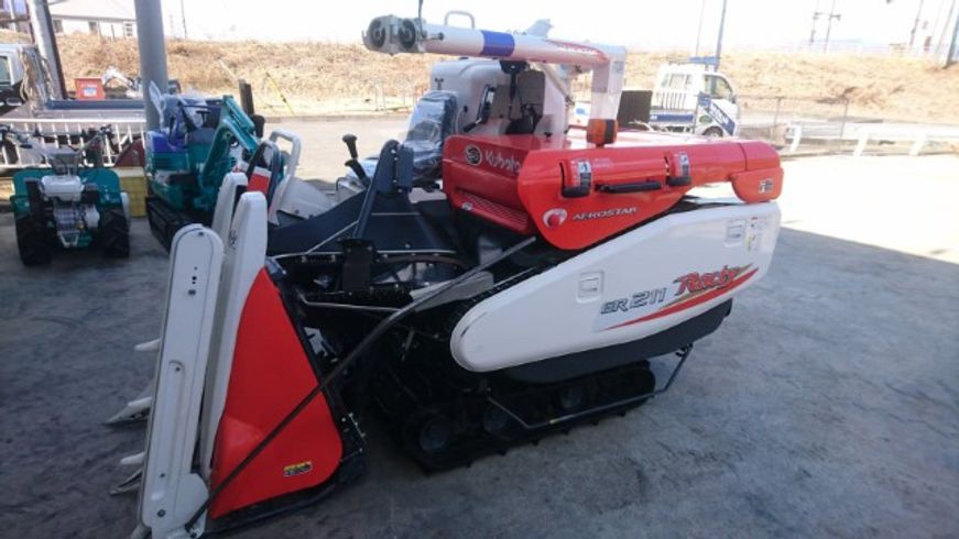 コンバイン ER211G 写真８